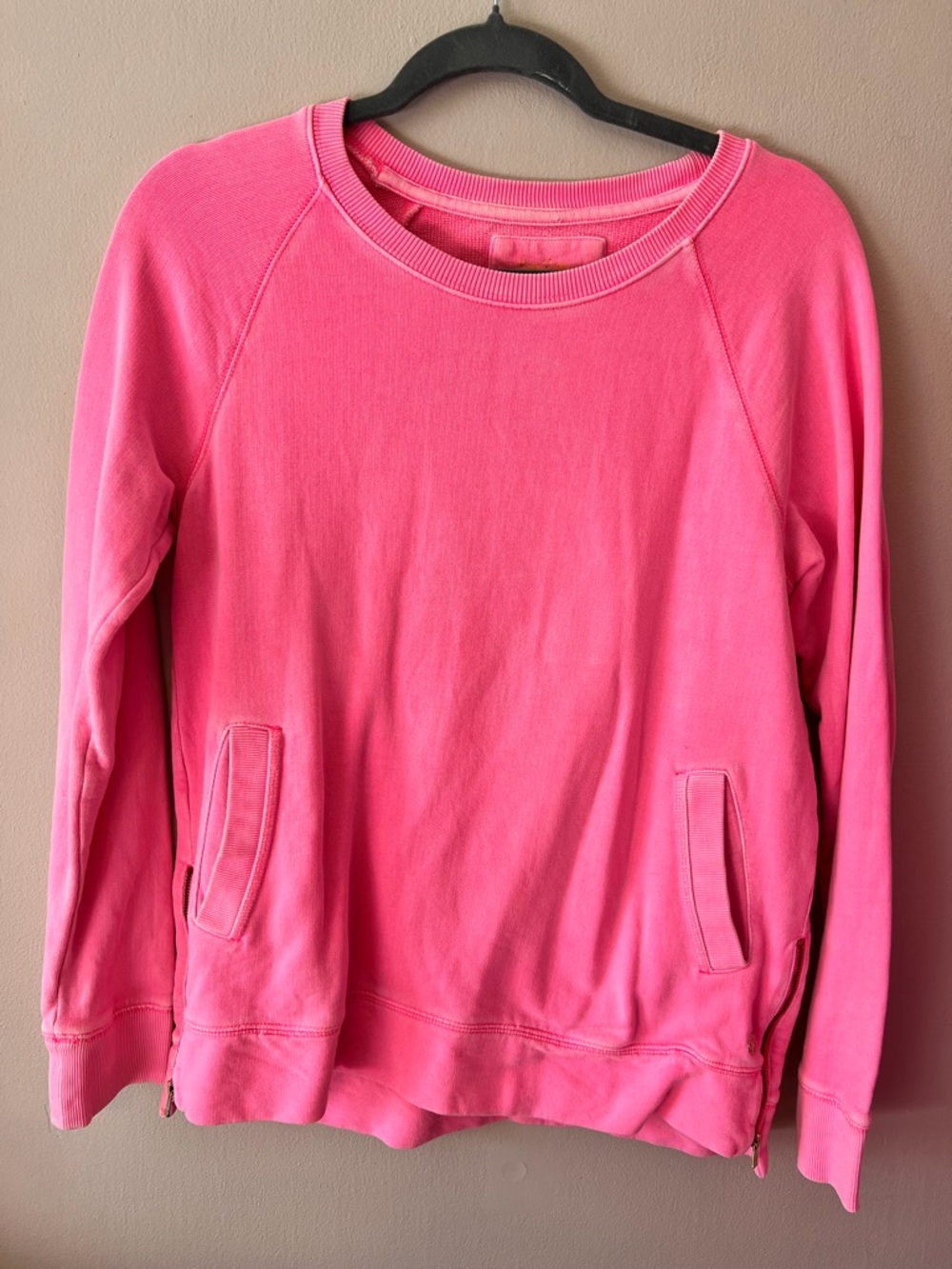 Lilly Pulitzer Luxletic Beach Comber Pullover in Pink